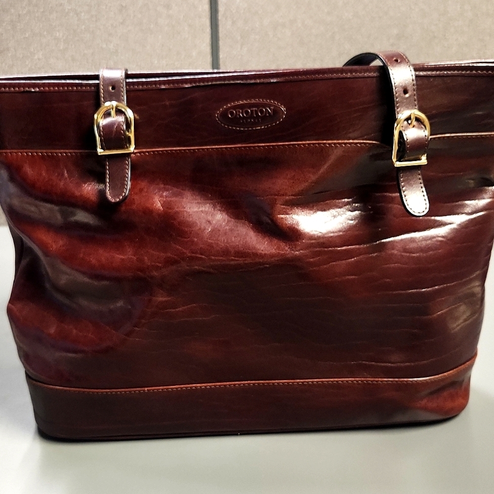 LIKE NEW Oroton Genuine Cowhide Bag